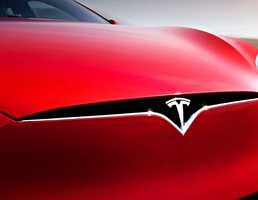 Tesla Cuts US Sales Prices Amidst EV Subsidy Phase-Out – Gallery