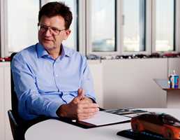 BMW To Breach Supercar Territory With Mad PHEV – Gallery