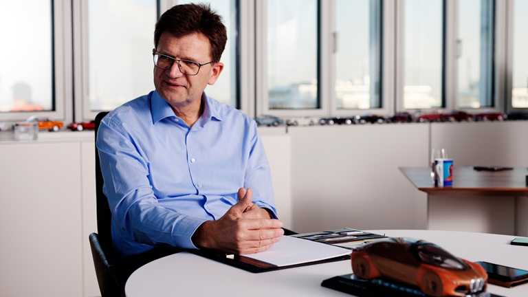 BMW To Breach Supercar Territory With Mad PHEV – Gallery