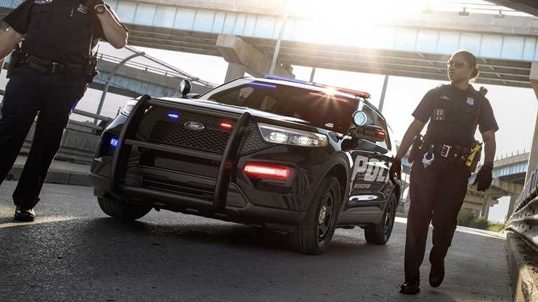 Ford’s Hybrid Police Interceptor Previews 2020 Explorer SUV