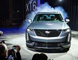 2020 Cadillac XT-6
