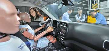Hyundai Pioneers First Multi-Collision Airbag System