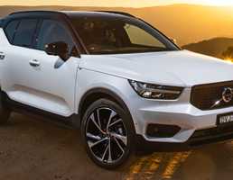 2019 Volvo XC40 – Review Gallery