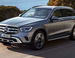 ’20 Mercedes-Benz GLC Adds Smarts, But Loses Style