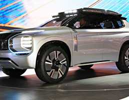 2019 Mitsubishi Engelberg Tourer Concept – Geneva Motor Show