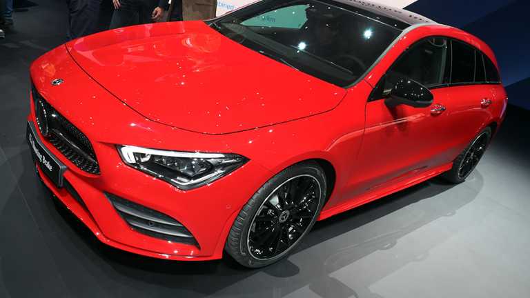 Mercedes-Benz Gets CLA Shooting Right The 2nd Time
