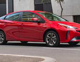 2019 Toyota Prius i-Tech