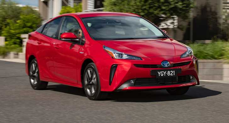2019 Toyota Prius i-Tech