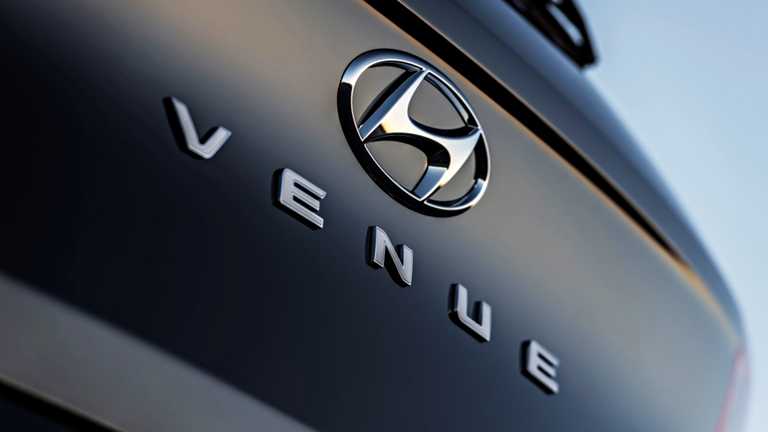 Hyundai’s Little SUV Is Called ‘Venue’ – Gallery