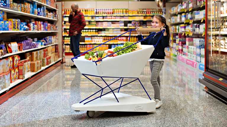Ford Promotes AEB With Self-Braking Trolley – Gallery