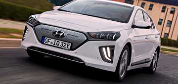 Hyundai Upgrades Ioniq EV With Bigger Battery – Gallery