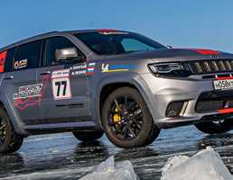 Jeep Grand Cherokee Trackhawk Sets SUV Ice Speed Record – Gallery