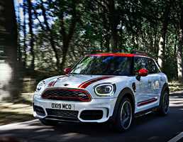 MINI Reveals ’20 John Cooper Works Clubman, Countryman – Gallery