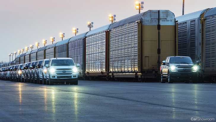 Just An Electric Ford F-150 Nonchalantly Tows 450,000kg