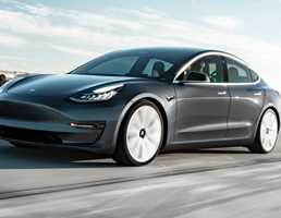 Tesla To Add Support For In-Car Youtube, Netflix. Good idea?
