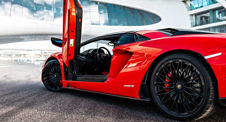 Bull Gets Blocked - Next Aventador Sidelined To 2024 By Urus