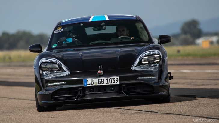 2019 Porsche Taycan - Prototype