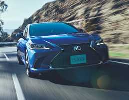 Lexus Bestows F Sport Variant Onto ES 300h Range For 2020