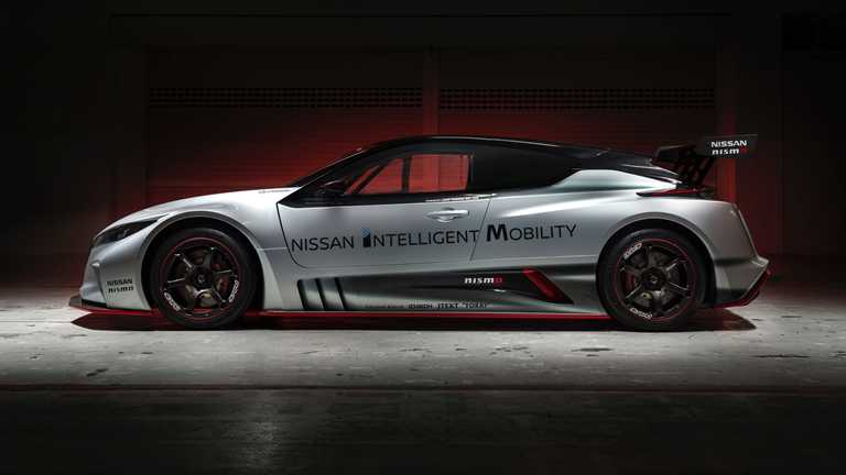 Nissan Unleashes Leaf Nismo RC On The Track For The First Time