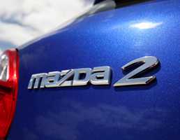2011 MAZDA MAZDA2