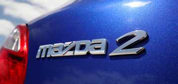 2011 MAZDA MAZDA2