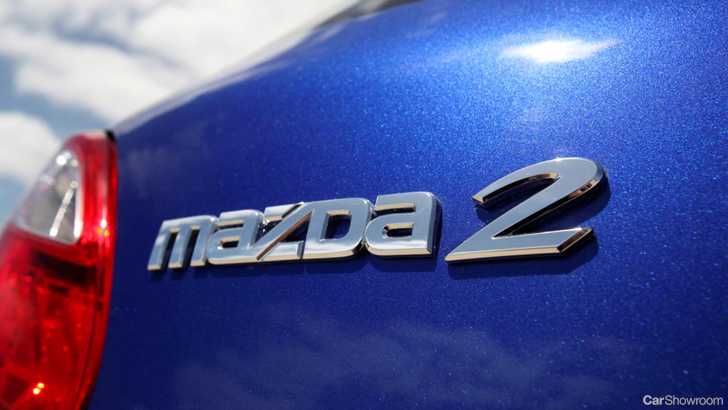 2011 MAZDA MAZDA2