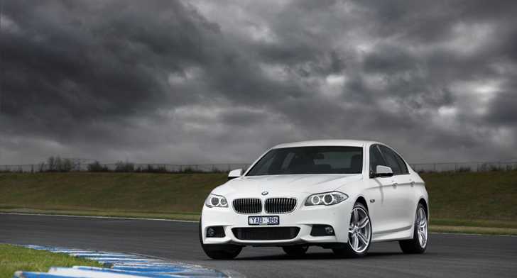 2011 BMW 5