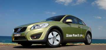 2011 VOLVO
