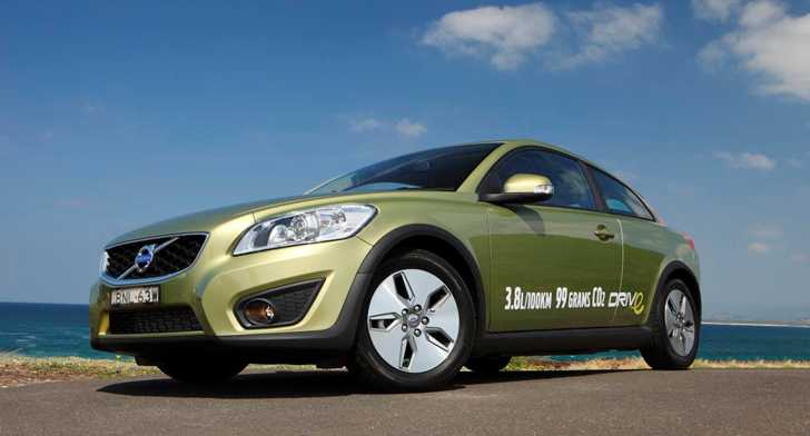 2011 VOLVO