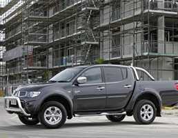 2011 MITSUBISHI TRITON