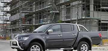2011 MITSUBISHI TRITON