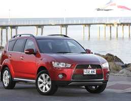 2011 MITSUBISHI OUTLANDER