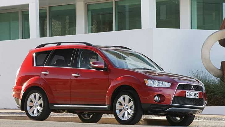 2011 MITSUBISHI OUTLANDER