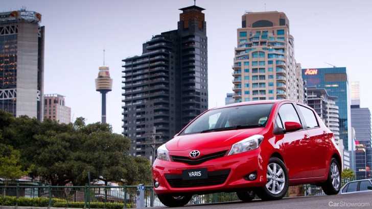 2011 TOYOTA YARIS