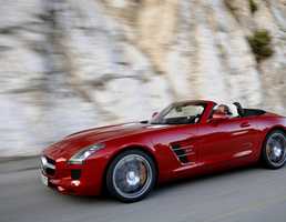 2011 MERCEDES-BENZ SLS