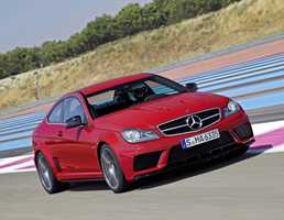 2011 MERCEDES-BENZ C63 2D COUPE AMG