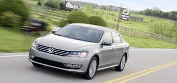 2011 VOLKSWAGEN PASSAT