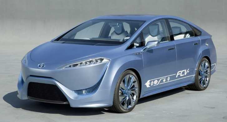 2011 TOYOTA
