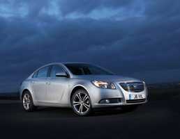 2011 HOLDEN
