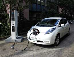 2011 NISSAN