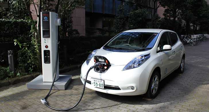 2011 NISSAN