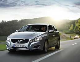 2011 VOLVO V60