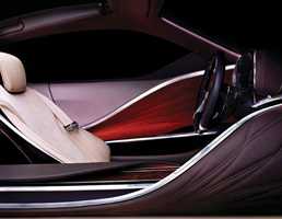 2011 LEXUS