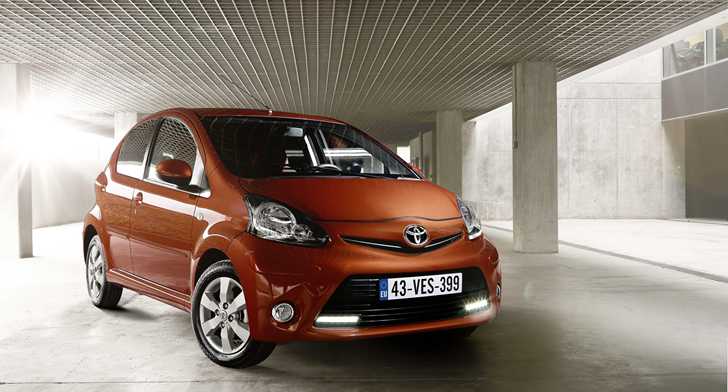 2012 TOYOTA