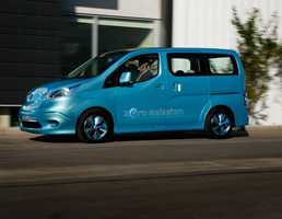 2012 NISSAN