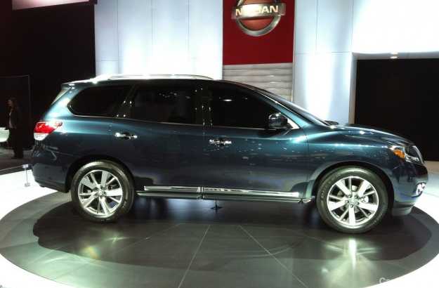 2012 NISSAN PATHFINDER
