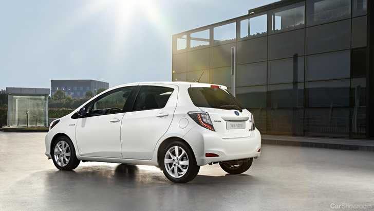 2012 TOYOTA YARIS