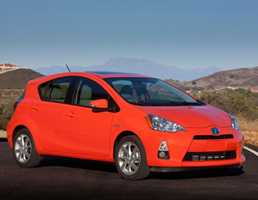 2012 TOYOTA PRIUS