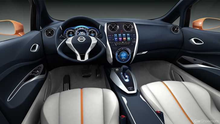 2012 NISSAN