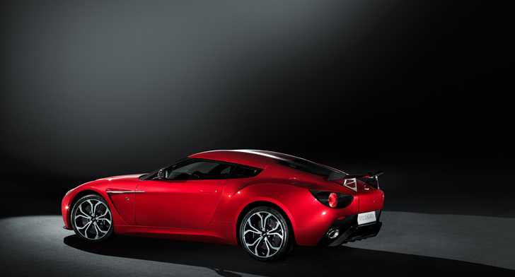 2012 ASTON MARTIN